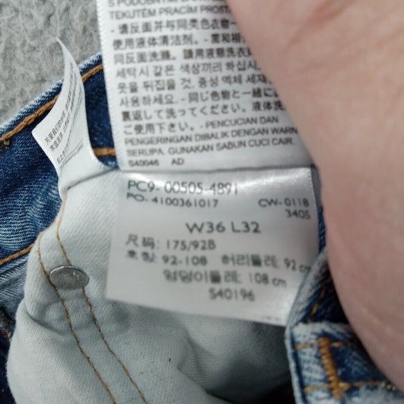 Levis 505 Jeans Mens 36x32 Blue‎ Light Wash Original Straight Leg Classic Denim - Picture 8 of 9